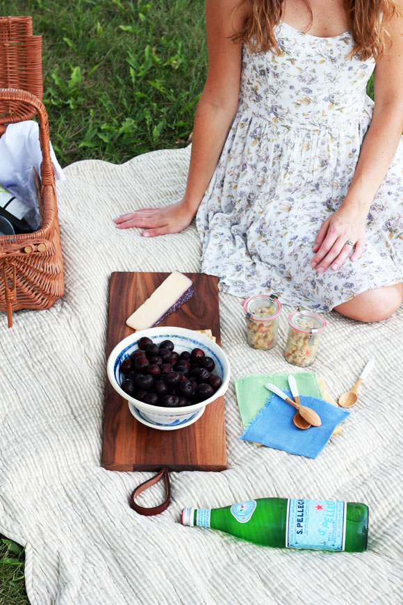 Picnic in the Park | Perpetually Chic