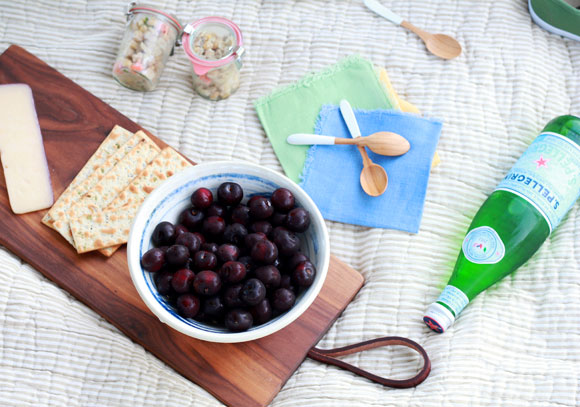 Picnic in the Park | Perpetually Chic